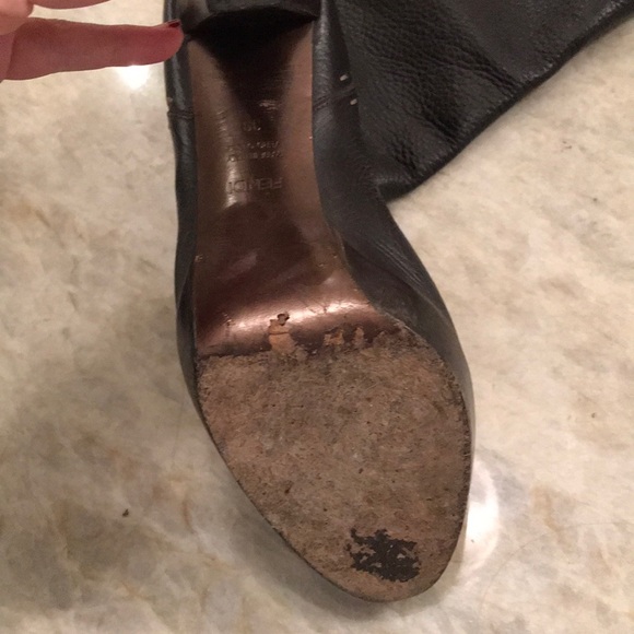 Host Pick! 🥳🤩🥳 💯 authentic Fendi heeled boots buckles pullon 39 - Picture 8 of 11